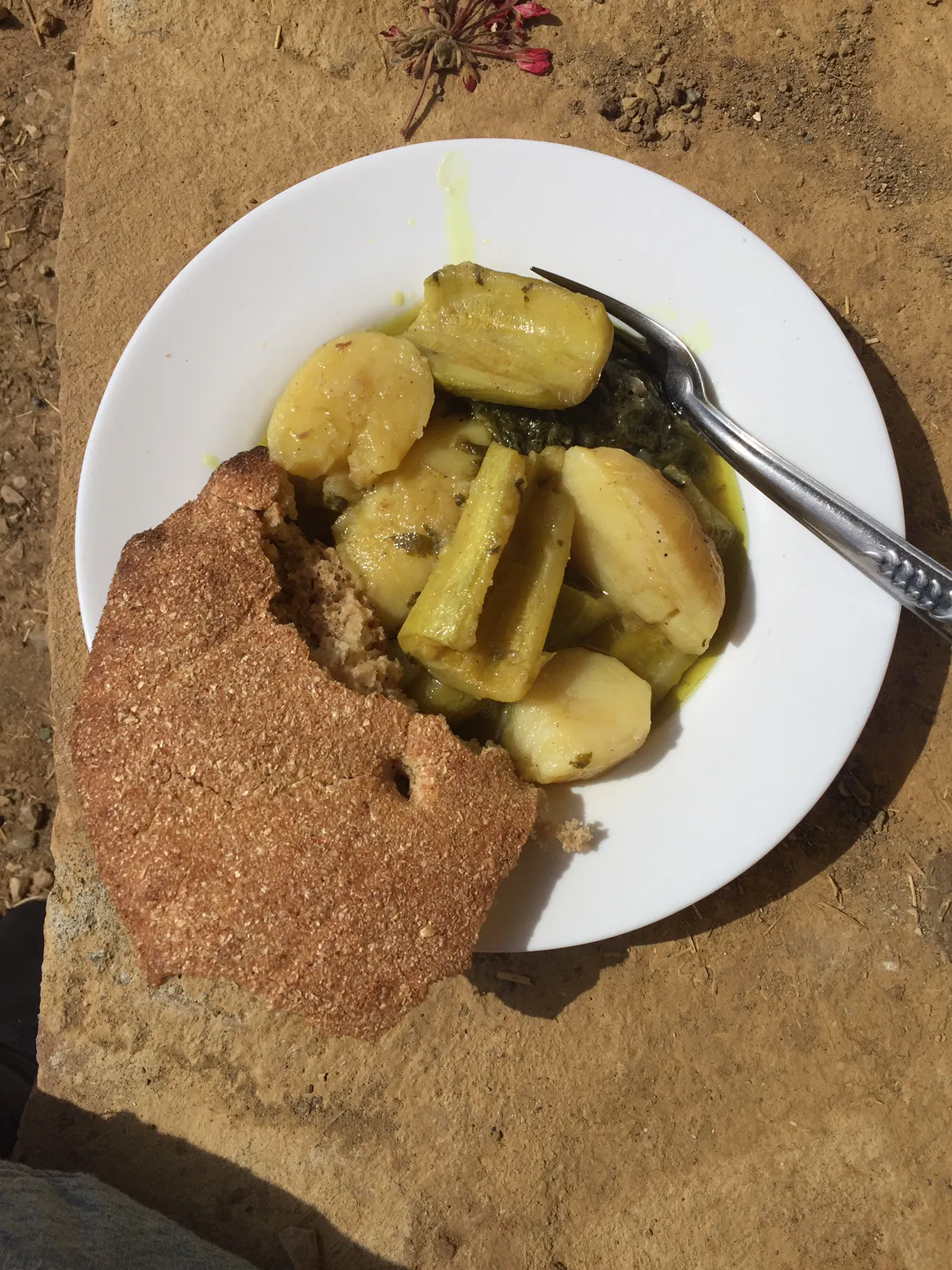 생긴 것보다 훨씬 맛있습니다. 하아...